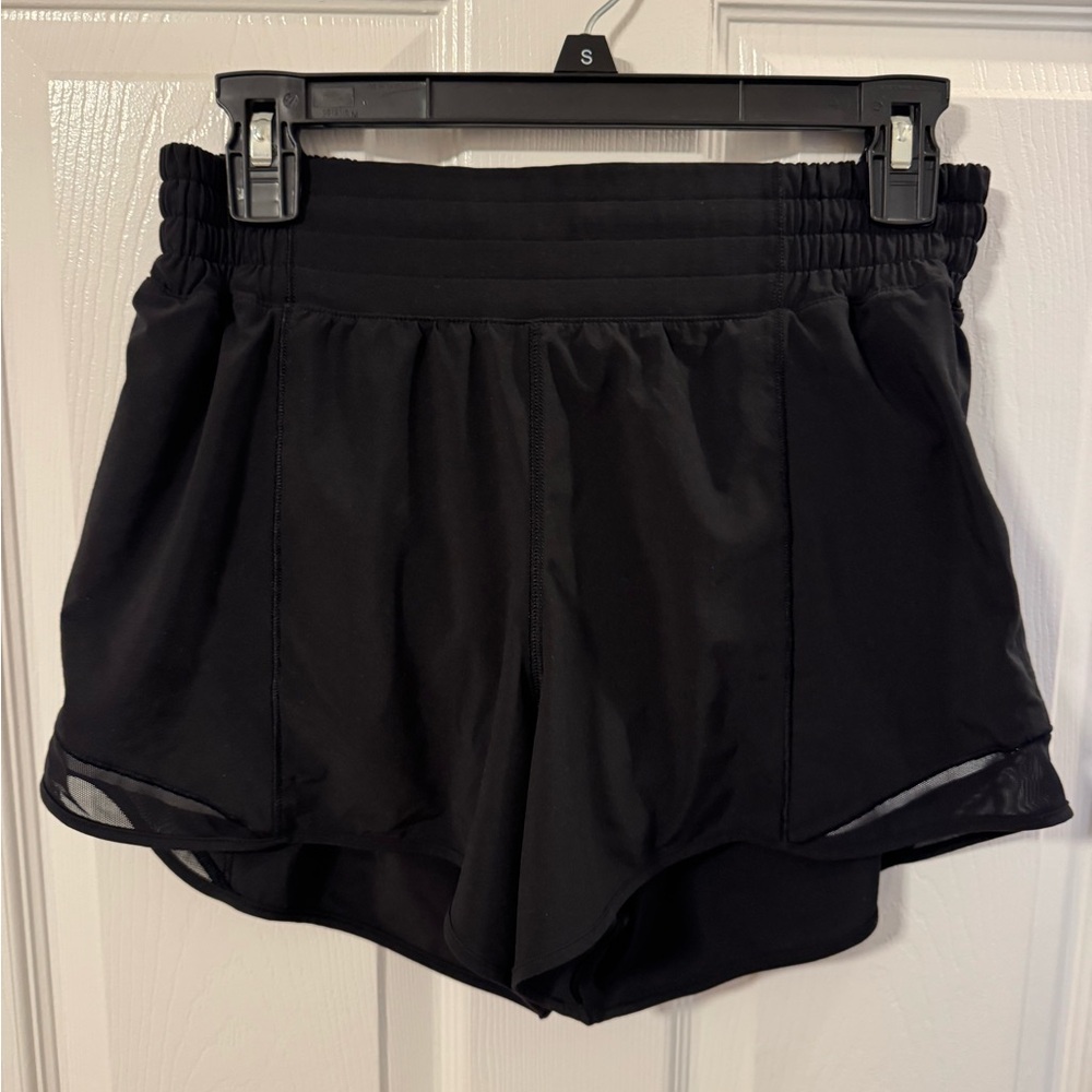 lululemon Hotty Hot High-rise lined short 4”
